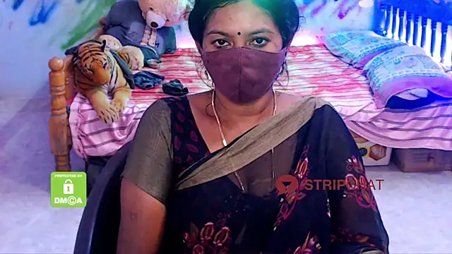 Snapshot of Novapol chatting on 01/08/25, 04:33 Novapol online show from 01/08/25, 04:33