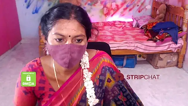 Snapshot of Novapol chatting on 02/04/25, 06:04 Novapol online show from 02/04/25, 06:04