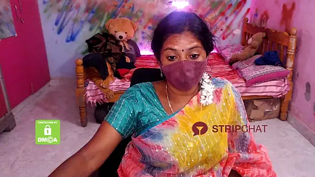 Snapshot of Novapol chatting on 02/06/25, 05:40 Novapol online show from 02/06/25, 05:40