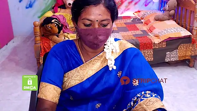 Snapshot of Novapol chatting on 02/12/25, 12:12 Novapol online show from 02/12/25, 12:12