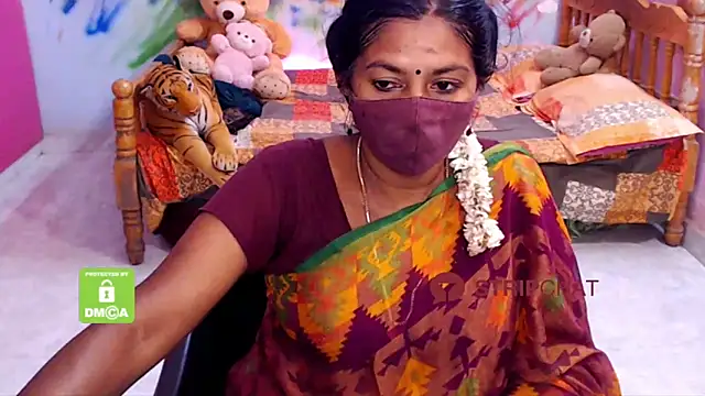 Snapshot of Novapol chatting on 03/02/25, 05:47 Novapol online show from 03/02/25, 05:47