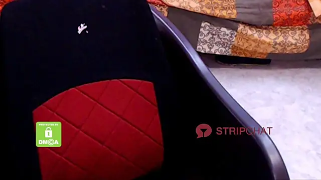 Snapshot of Novapol chatting on 03/07/25, 05:49 Novapol online show from 03/07/25, 05:49