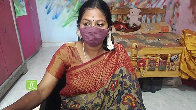 Snapshot of Novapol chatting on 10/02/25, 05:36 Novapol online show from 10/02/25, 05:36