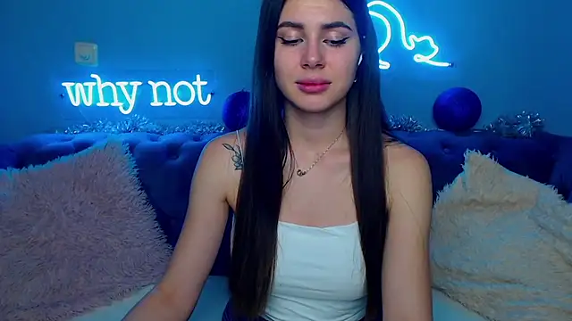Snapshot of ViollinaLove chatting on 01/11/25, 05:51 ViollinaLove online show from 01/11/25, 05:51