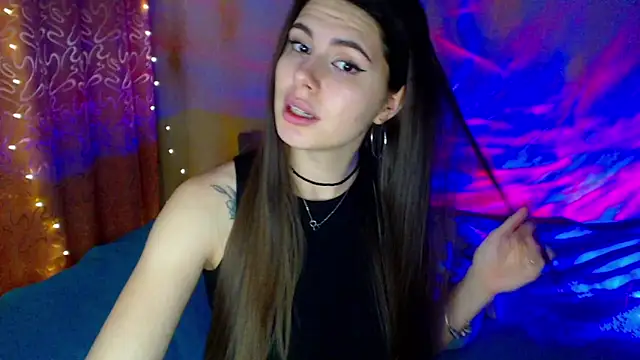 Snapshot of ViollinaLove chatting on 01/14/25, 11:58 ViollinaLove online show from 01/14/25, 11:58