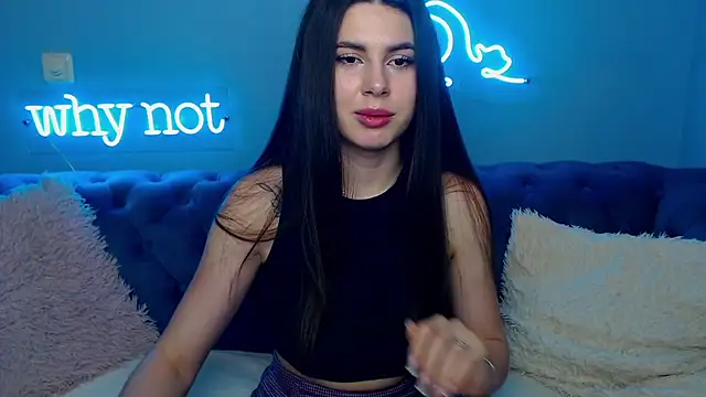 Snapshot of ViollinaLove chatting on 01/27/25, 10:27 ViollinaLove online show from 01/27/25, 10:27