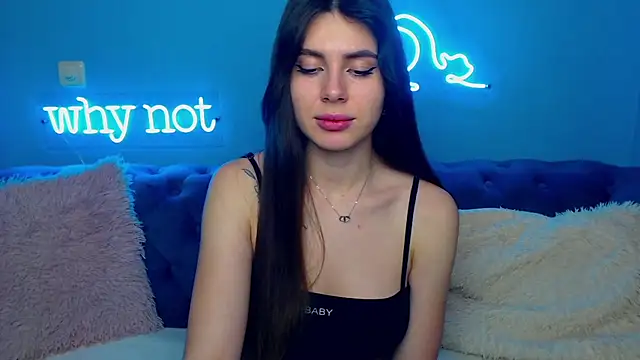 Snapshot of ViollinaLove chatting on 02/07/25, 11:56 ViollinaLove online show from 02/07/25, 11:56