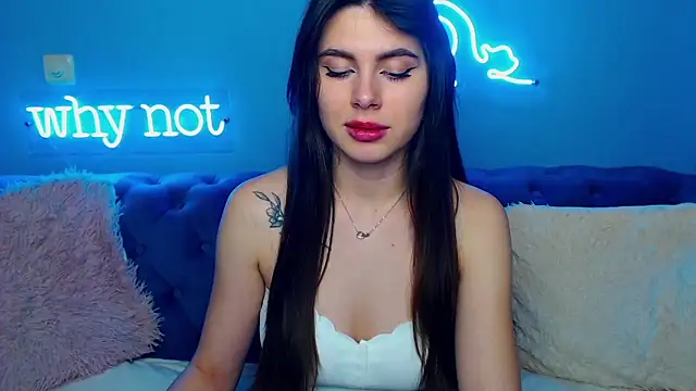 Snapshot of ViollinaLove chatting on 02/10/25, 08:53 ViollinaLove online show from 02/10/25, 08:53