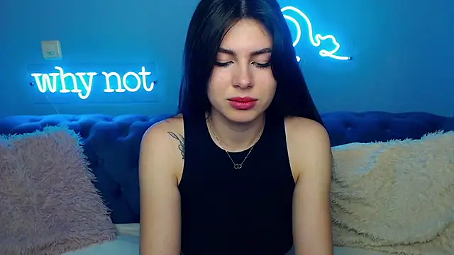 Snapshot of ViollinaLove chatting on 03/02/25, 11:39 ViollinaLove online show from 03/02/25, 11:39
