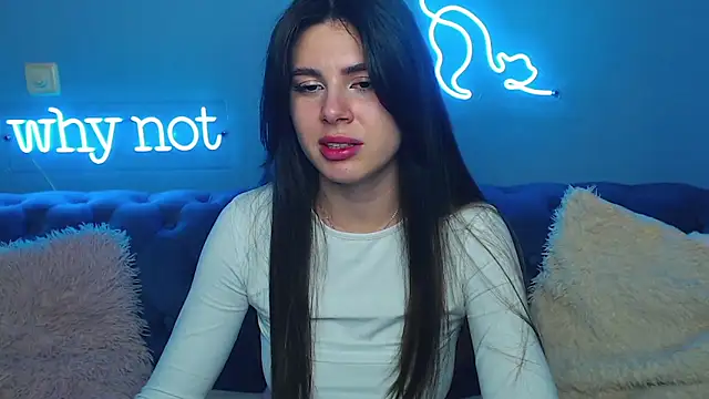 Snapshot of ViollinaLove chatting on 03/22/25, 05:52 ViollinaLove online show from 03/22/25, 05:52