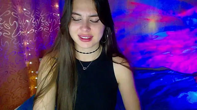 Snapshot of ViollinaLove chatting on 10/18/25, 04:41 ViollinaLove online show from 10/18/25, 04:41
