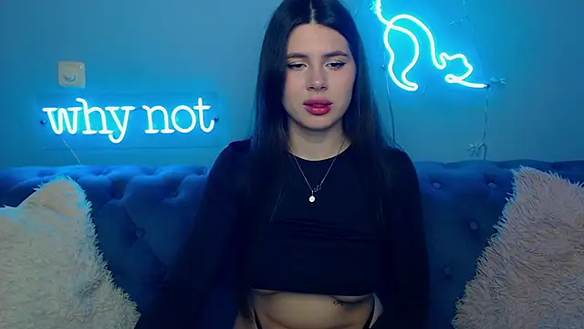 ViollinaLove online show from 04/12/26, 04:50