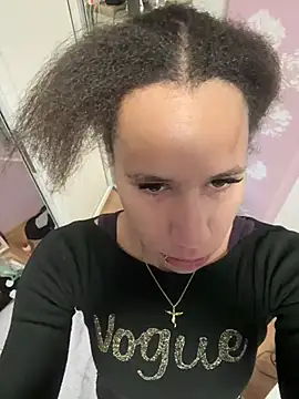 Snapshot of AaliyahHarris chatting on 03/01/25, 06:11 AaliyahHarris online show from 03/01/25, 06:11