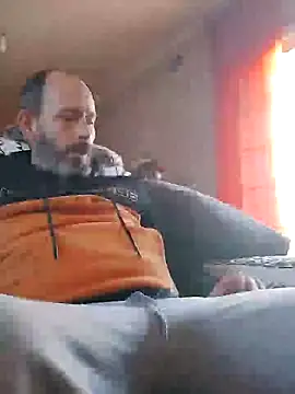 Snapshot of 207RCCam chatting on 12/28/24, 02:42 207RCCam online show from 12/28/24, 02:42