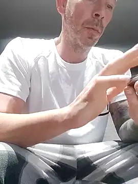 Snapshot of 207RCCam chatting on 09/13/25, 04:23 207RCCam online show from 09/13/25, 04:23