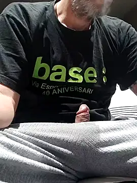 Snapshot of 207RCCam chatting on 10/05/25, 03:27 207RCCam online show from 10/05/25, 03:27