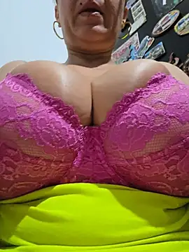 Ruxy42ETT online show from 04/11/26, 03:44