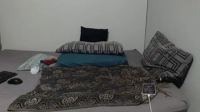 Snapshot of ANGELINE600 chatting on 10/28/25, 09:28 ANGELINE600 online show from 10/28/25, 09:28