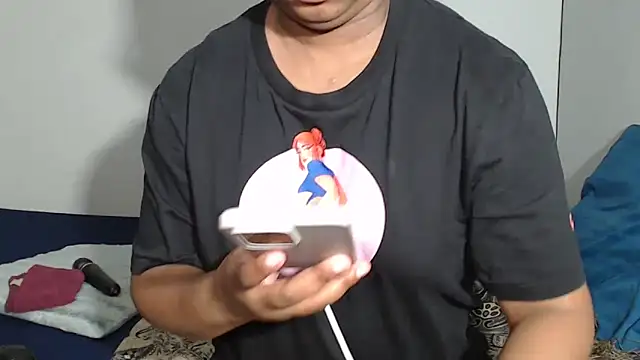 Snapshot of ANGELINE600 chatting on 12/19/25, 09:55 ANGELINE600 online show from 12/19/25, 09:55