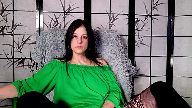  Sweetlonglips  online show from 04/01/26, 06:14