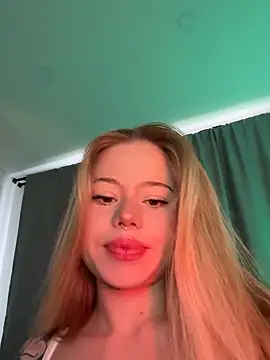 curchez  online show from 01/31/25, 07:51