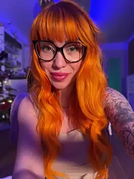 Pia July  online show from 01/15/25, 09:09