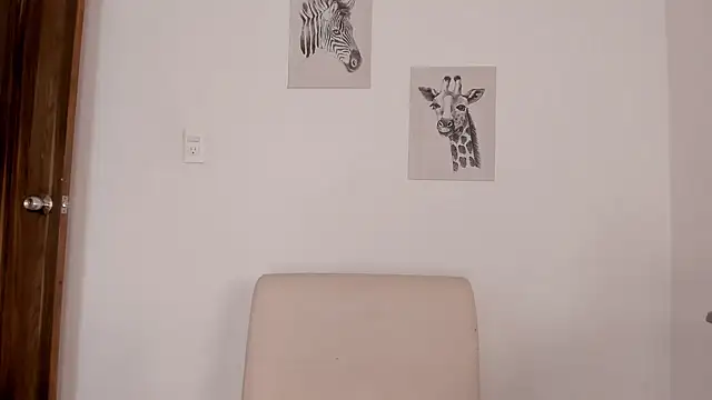 Hanna Risso online show from 03/04/26, 04:57