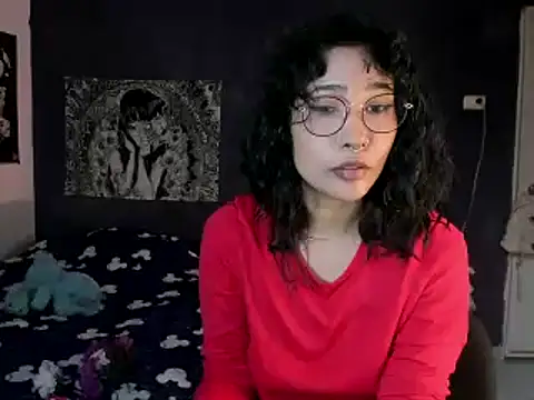 Mary Rosse1 online show from 12/28/24, 02:10