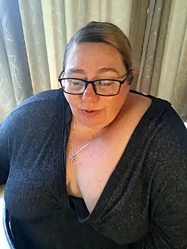 Iceprincess2bad4u online show from 04/18/26, 06:28