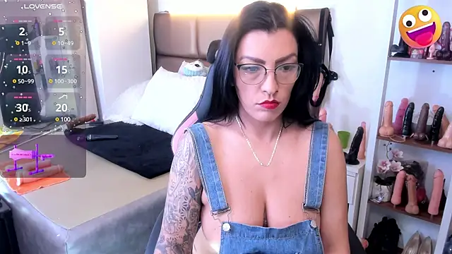 Snapshot of janette_rider chatting on 02/11/25, 03:08 janette rider online show from 02/11/25, 03:08