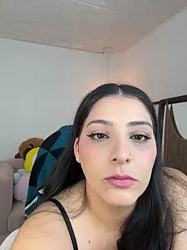 YummyAnna  online show from 11/07/25, 05:35