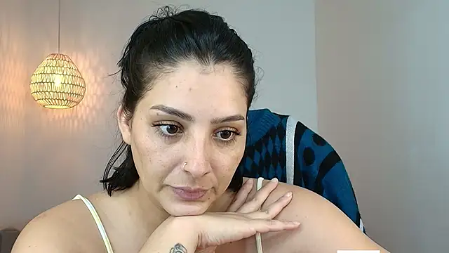 YummyAnna  online show from 05/13/26, 08:06