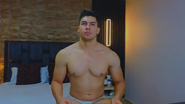 Snapshot of FelipeAndMarcello3 chatting on 03/03/25, 11:24 FelipeAndMarcello3 online show from 03/03/25, 11:24