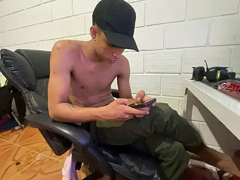 Max TheHorseDick online show from 02/12/26, 04:18