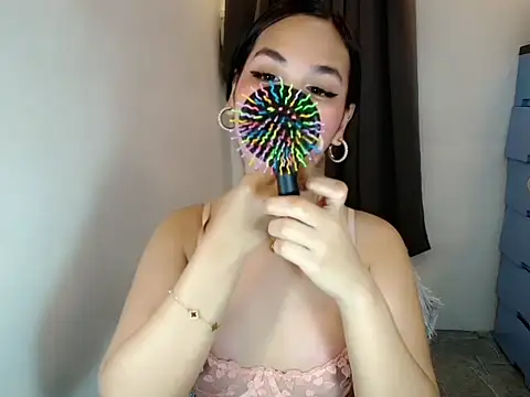 Webcumcutie online show from 07/21/26, 03:53