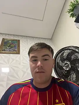 urielpereira online show from 06/10/26, 01:06