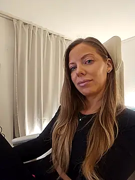 Snapshot of novaforyou1 chatting on 11/09/25, 05:00 novaforyou1 online show from 11/09/25, 05:00