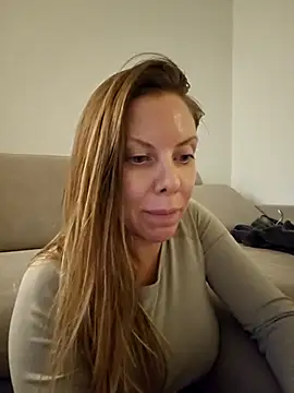 Snapshot of novaforyou1 chatting on 12/04/25, 03:54 novaforyou1 online show from 12/04/25, 03:54