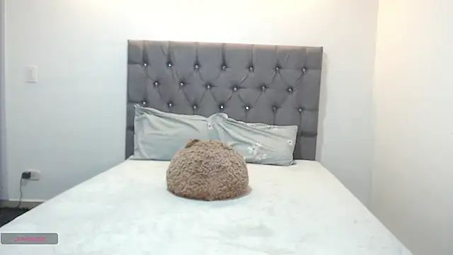 Maya Lewis online show from 03/05/25, 10:43