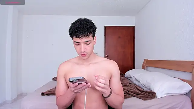 MitchellXD online show from 02/02/25, 03:39