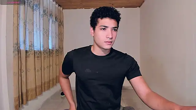 Snapshot of MitchellXD chatting on 02/15/26, 02:14 MitchellXD online show from 02/15/26, 02:14