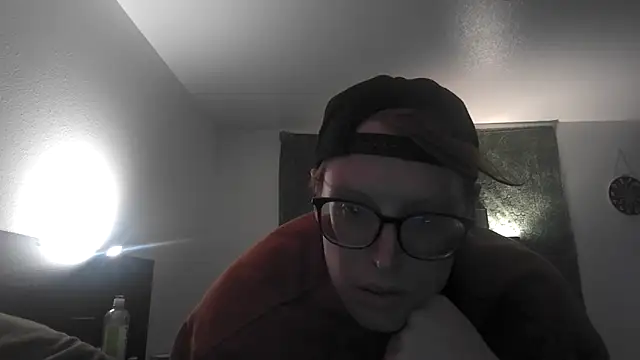 Snapshot of SilasRed chatting on 01/06/25, 12:05 SilasRed online show from 01/06/25, 12:05