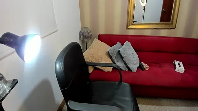 NicolettColin online show from 02/22/26, 05:33