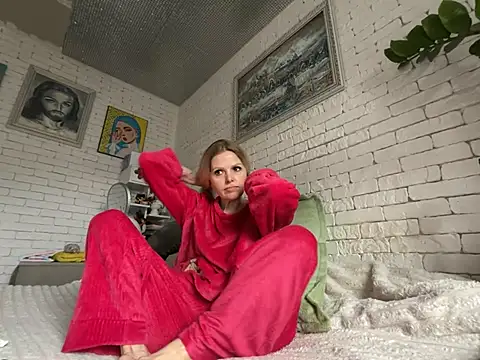 Snapshot of Angel_girllovemy chatting on 02/04/25, 08:02 Angel girllovemy online show from 02/04/25, 08:02