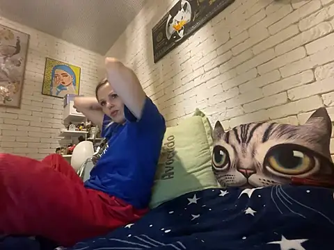 Snapshot of Angel_girllovemy chatting on 02/14/25, 06:40 Angel girllovemy online show from 02/14/25, 06:40