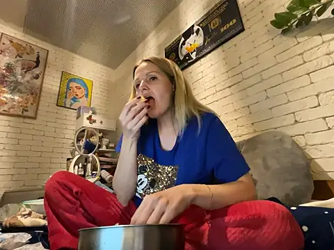 Snapshot of Angel_girllovemy chatting on 02/18/25, 07:41 Angel girllovemy online show from 02/18/25, 07:41