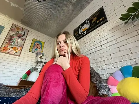 Snapshot of Angel_girllovemy chatting on 02/23/25, 11:22 Angel girllovemy online show from 02/23/25, 11:22