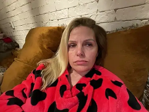 Snapshot of Angel_girllovemy chatting on 03/03/25, 06:22 Angel girllovemy online show from 03/03/25, 06:22