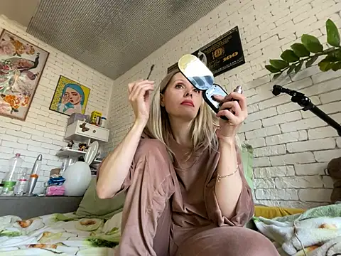 Snapshot of Angel_girllovemy chatting on 03/09/25, 10:52 Angel girllovemy online show from 03/09/25, 10:52