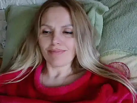 Snapshot of Angel_girllovemy chatting on 11/11/25, 09:09 Angel girllovemy online show from 11/11/25, 09:09